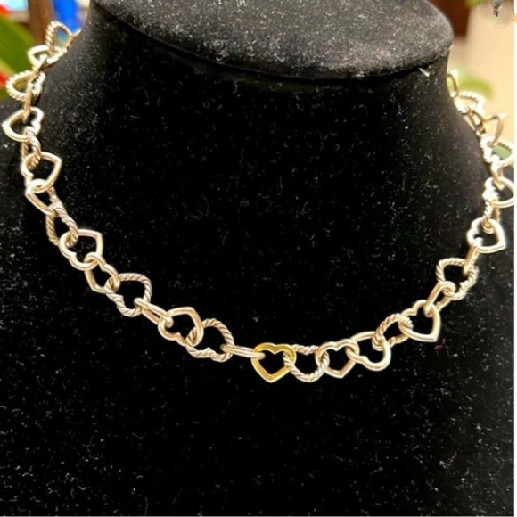 David Yurman 18K Yellow Gold Hearts Link Necklace Toggle closure - Picture 2 of 4